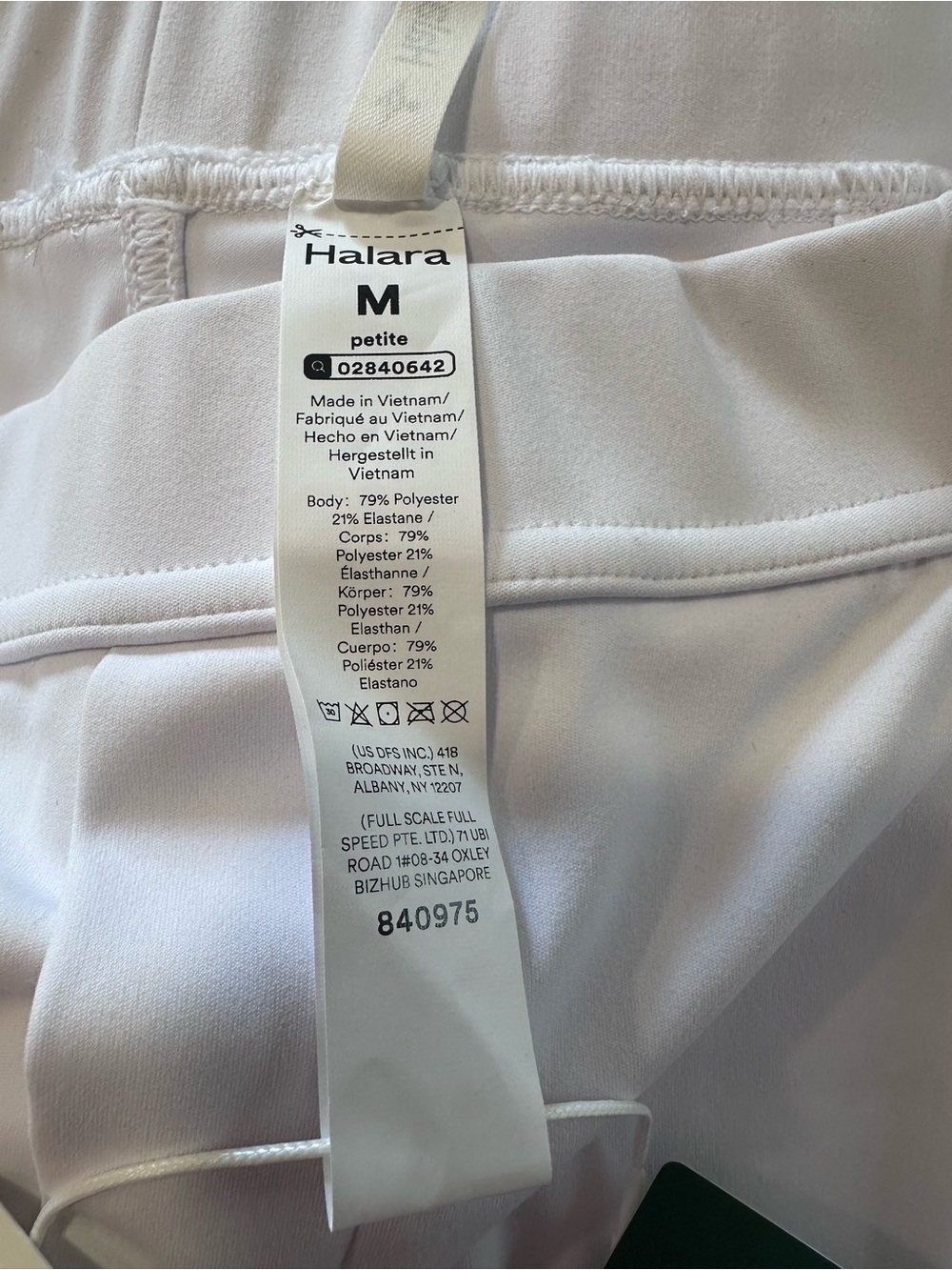 HALARA White Wide-Leg Women's Pants - Picture 5 of 5